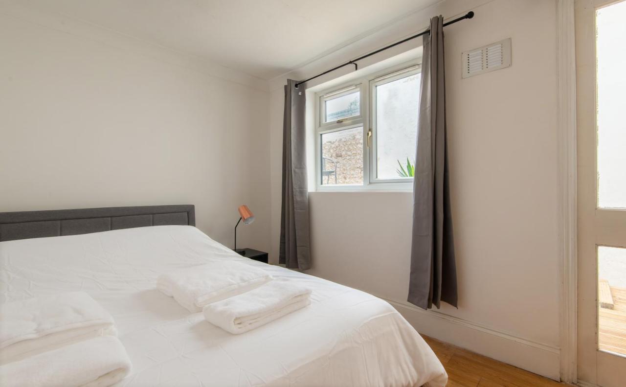 -Newly Refurbished- Stylish Apartment 5 Minutes From Station W Garden Hove Buitenkant foto