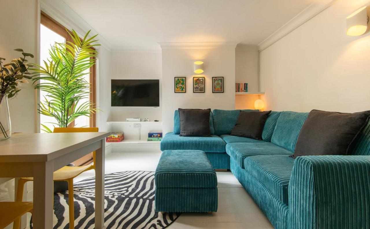 -Newly Refurbished- Stylish Apartment 5 Minutes From Station W Garden Hove Buitenkant foto