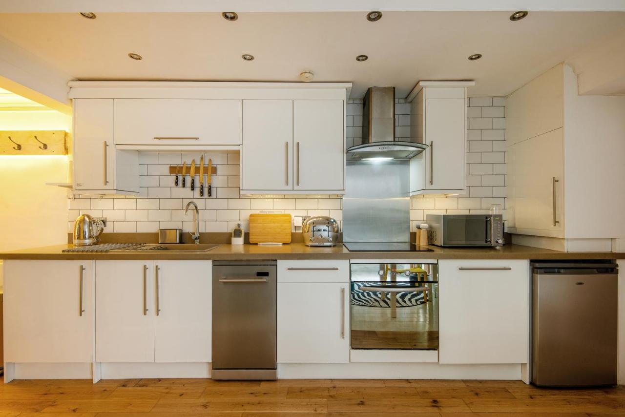 -Newly Refurbished- Stylish Apartment 5 Minutes From Station W Garden Hove Buitenkant foto